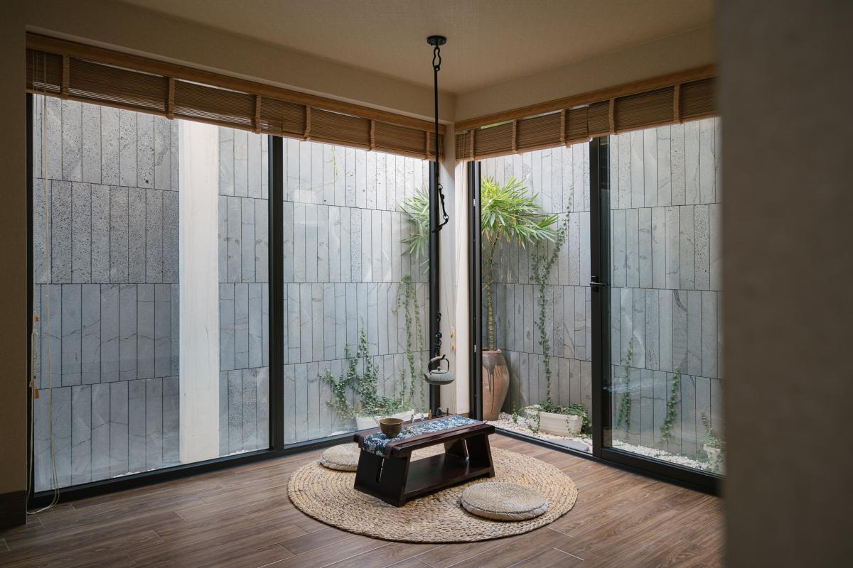 Nhà đẹp như 'thiền viện' Nhật của chàng trai độc thân Hà Nội