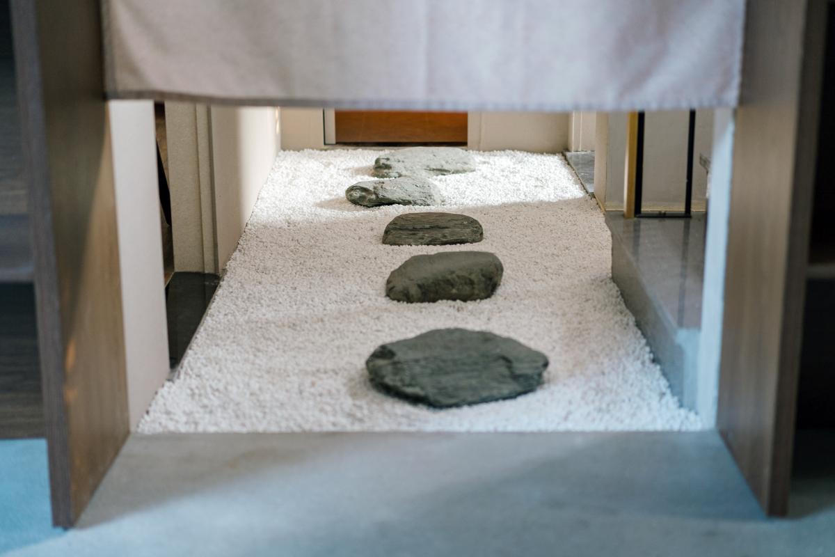 Nhà đẹp như 'thiền viện' Nhật của chàng trai độc thân Hà Nội