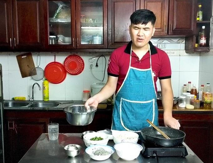 Chuyện tình của ông bà chủ spa khiếm thị