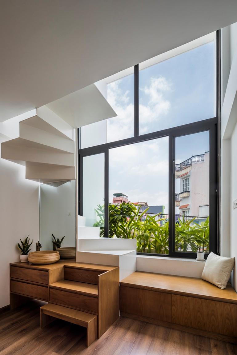 Ngôi nhà rộng 3m nhưng có tới 4 vườn cây mini ở TP HCM