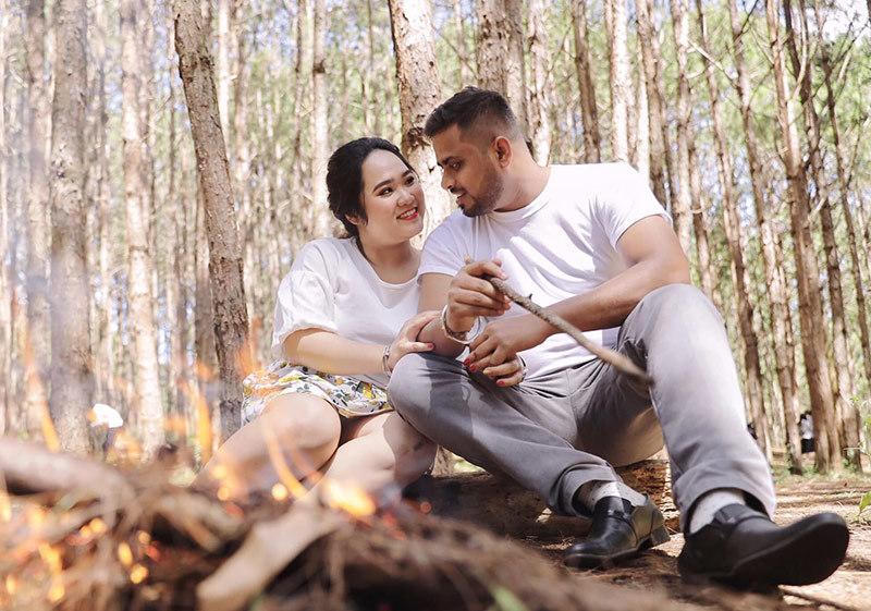 Đám cưới lúc nửa đêm của cô gái Việt và những thủ tục chỉ có ở Ấn Độ