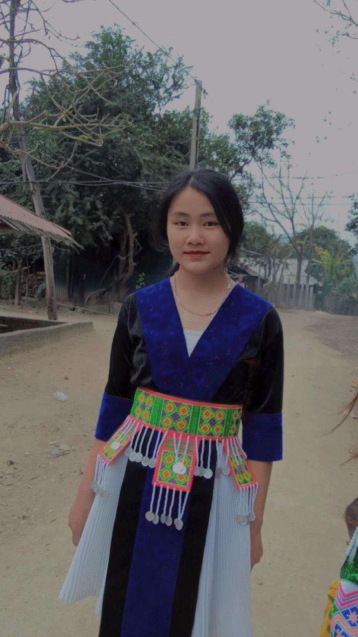 Nữ sinh người Mông chạy thoát tảo hôn cận huyết