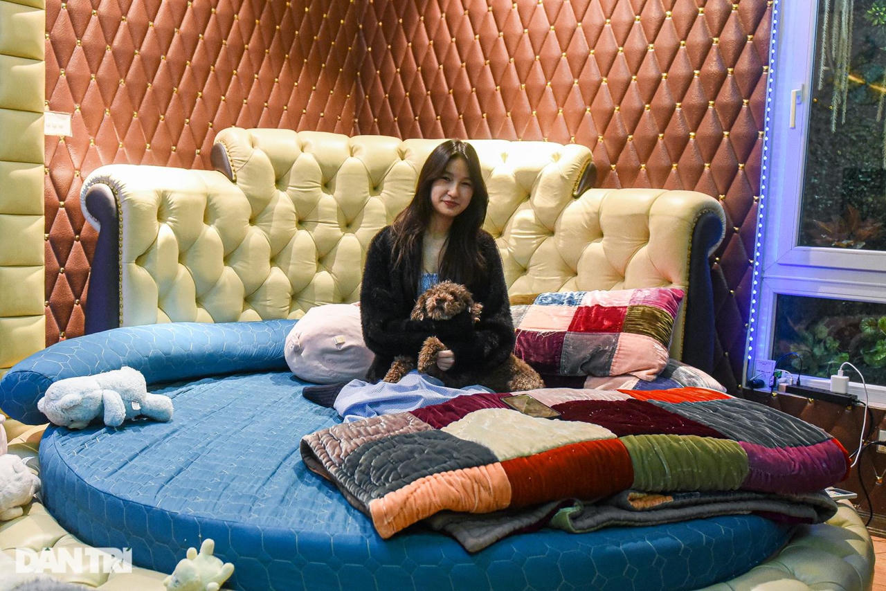 Ông bố 'điên' ở Hà Nội rèn con gái thành hoa hậu, con trai giật học bổng Mỹ