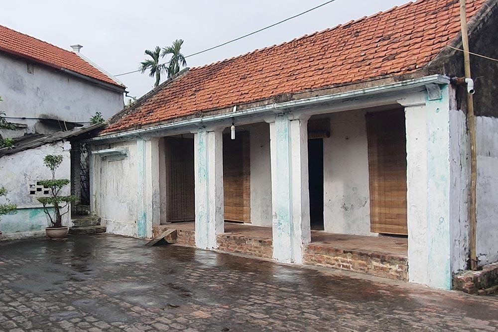 Thêm một người tử vong sau bữa cơm trưa tại Hưng Yên