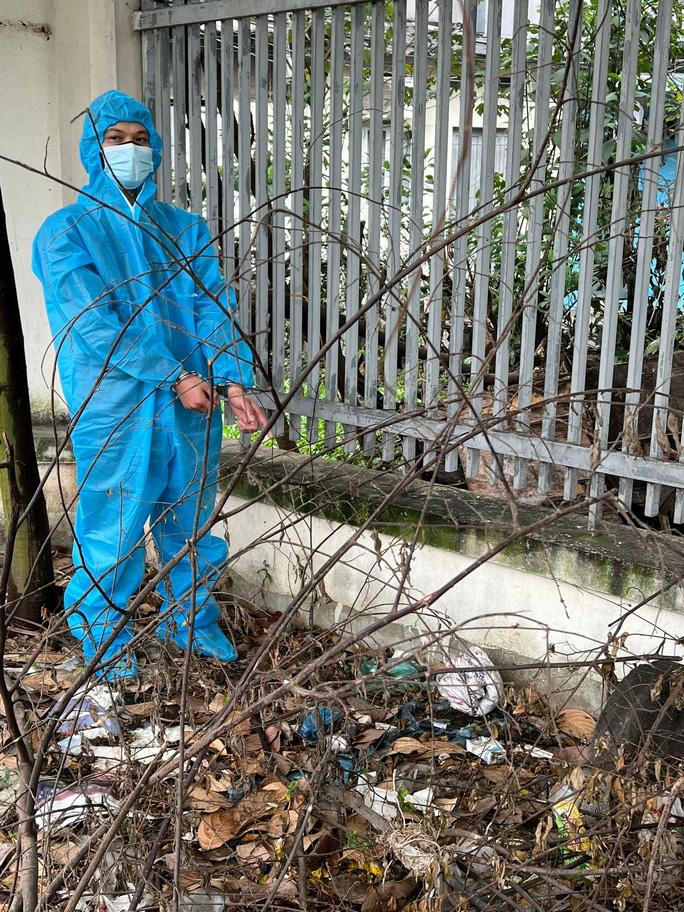 Thanh niên mắc Covid-19 xông vào nhà 3 mẹ con nói em là cướp đây - Ảnh 2.