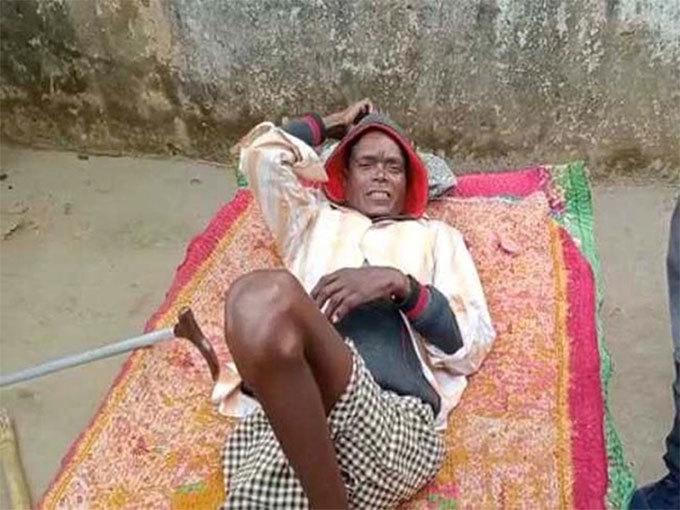 Người đàn ông bị liệt và câm có thể đi lại và nói được sau tiêm vaccine COVID-19?