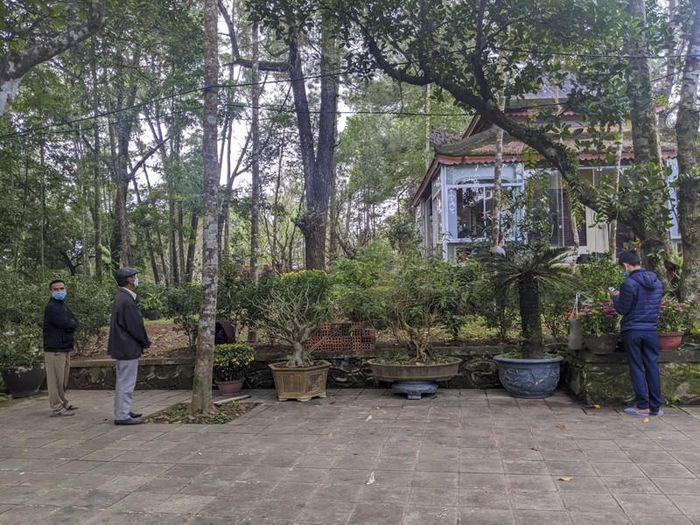 Chuẩn bị tang lễ 'im lặng' của thiền sư Thích Nhất Hạnh 