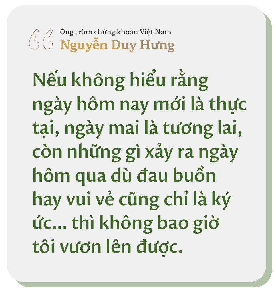 Ông trùm chứng khoán Việt kể quá khứ bị kỷ luật, giúp mẹ làm bảo vệ