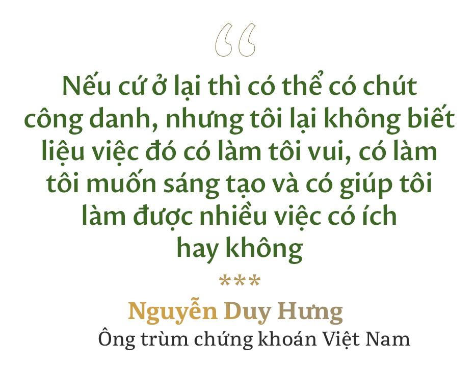 Ông trùm chứng khoán Việt kể quá khứ bị kỷ luật, giúp mẹ làm bảo vệ