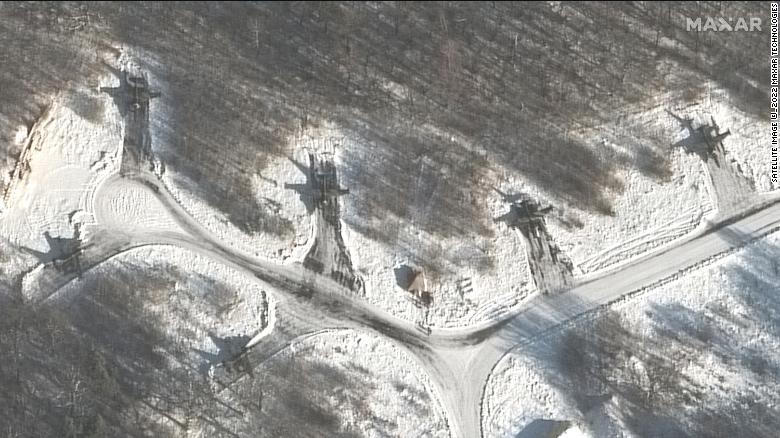 Loạt ảnh vệ tinh cho thấy vũ khí Nga triển khai ở Belarus