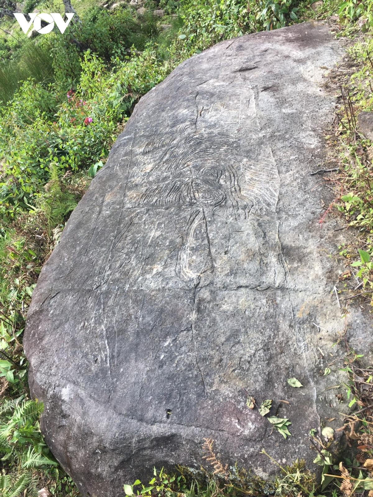 Giải mã bí ẩn về ruộng bậc thang trên đá ở Yên Bái