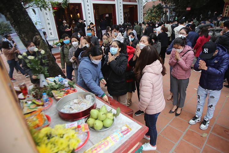 Phủ Tây Hồ lại tạm đóng cửa