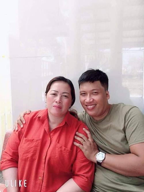 Căn bếp sạch bóng của người phụ nữ Cà Mau gây chú ý