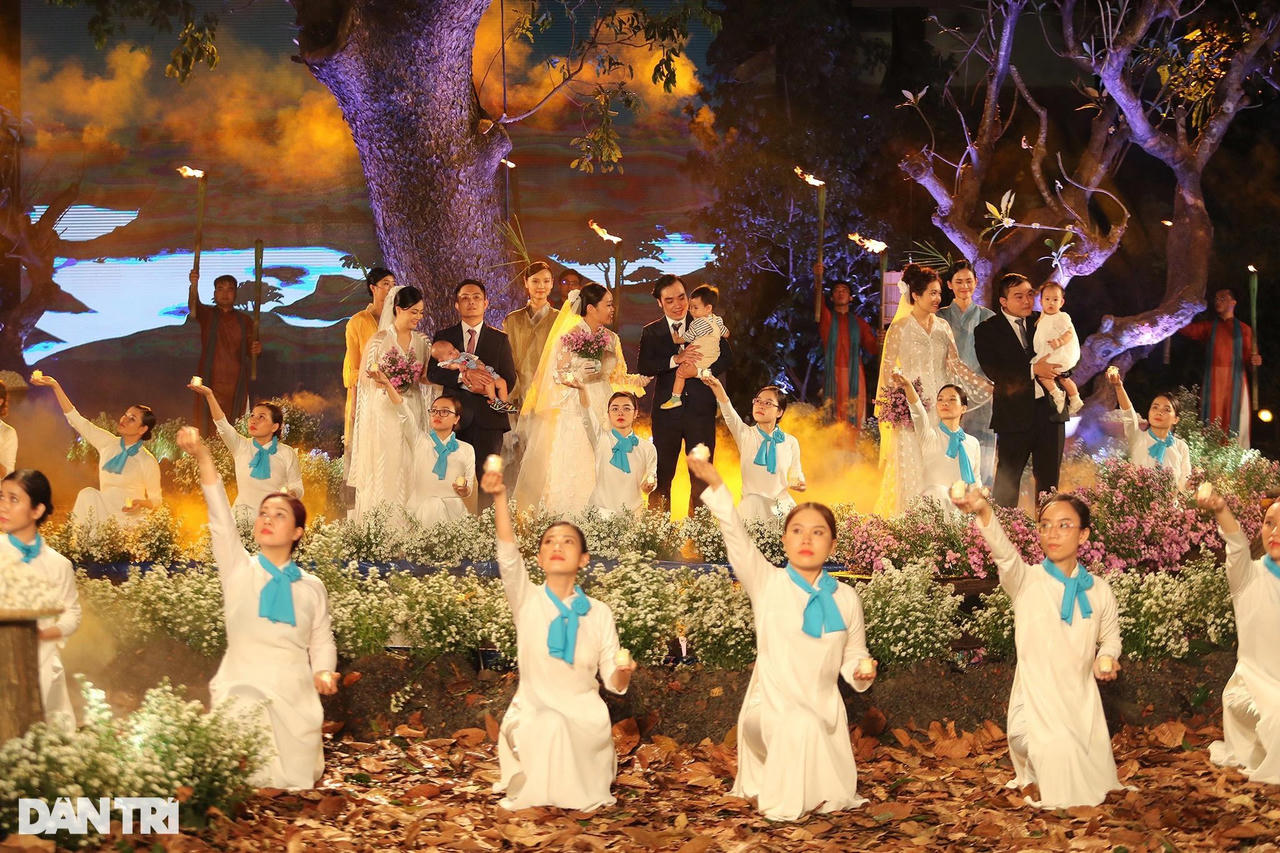 Lễ cưới đặc biệt của 20 cặp đôi y bác sĩ trong Bệnh viện Quân y 175