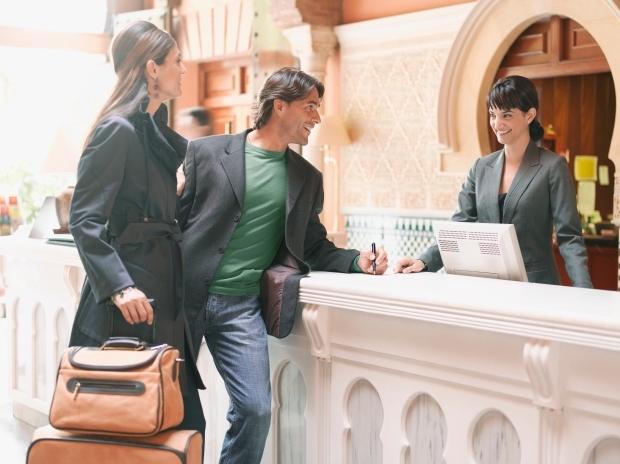 Vì sao không bao giờ nên đặt phòng khách sạn quá tầng 4?