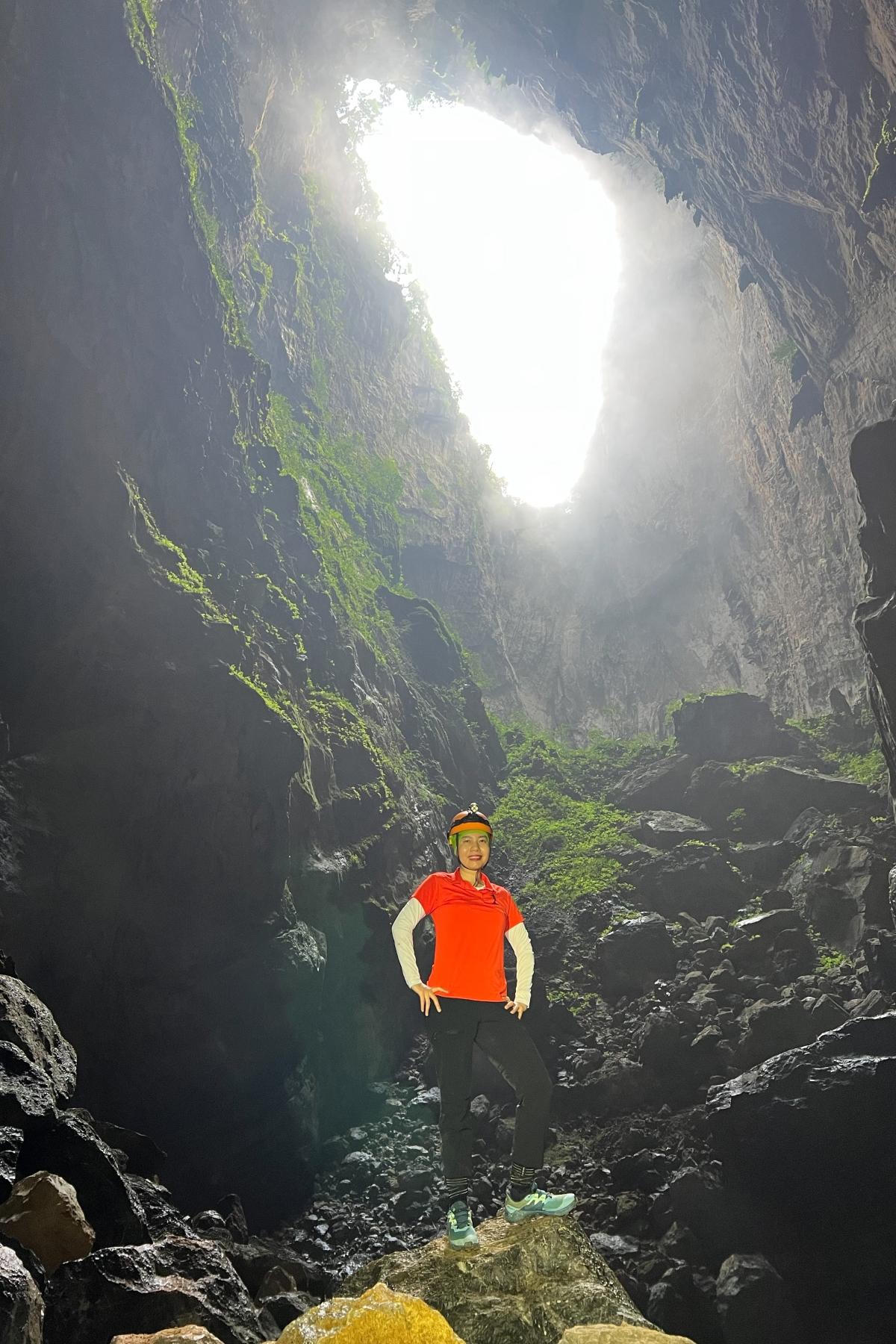 Nữ phượt thủ 44 tuổi chia sẻ kinh nghiệm 'chinh phục' Sơn Đoòng