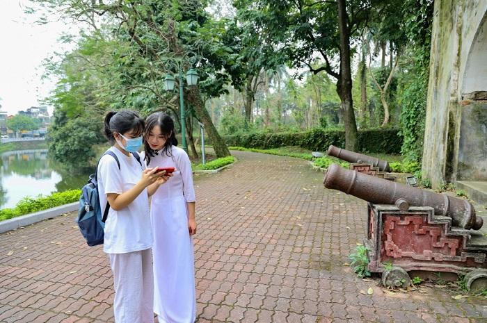 Khai trương tuyến phố đi bộ quanh Thành cổ Sơn Tây dịp 30/4 và 1/5