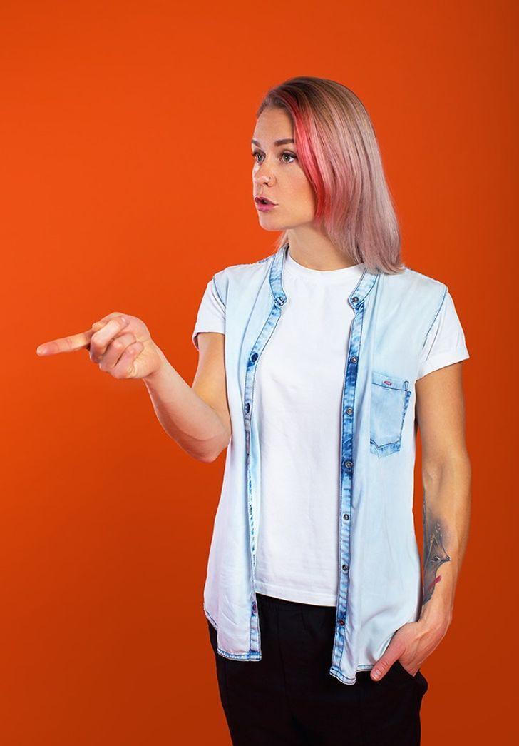 Điều chỉnh những cử chỉ này, bạn sẽ hấp dẫn và thành công hơn