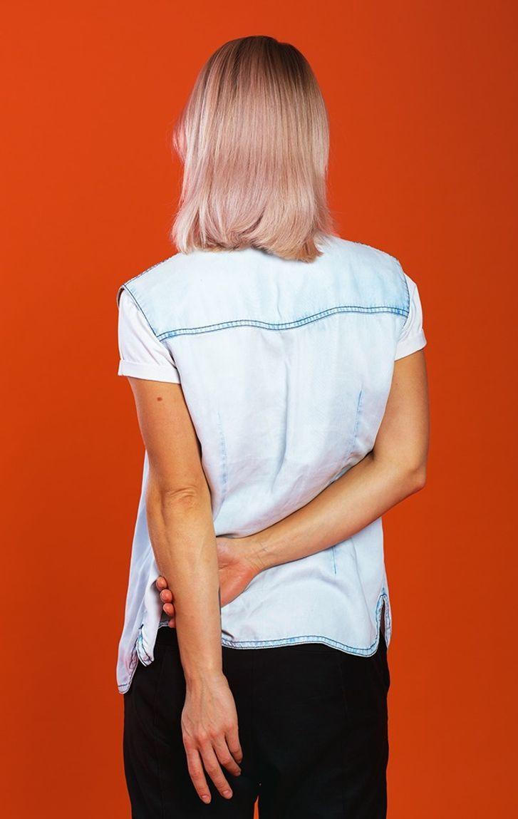 Điều chỉnh những cử chỉ này, bạn sẽ hấp dẫn và thành công hơn