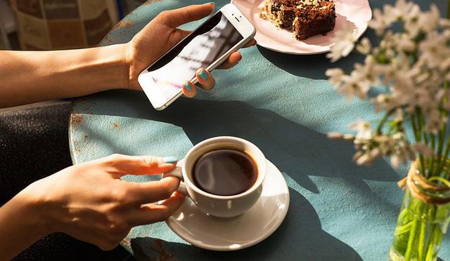 3 tác hại đáng sợ nếu bạn uống cà phê trước khi ăn sáng 