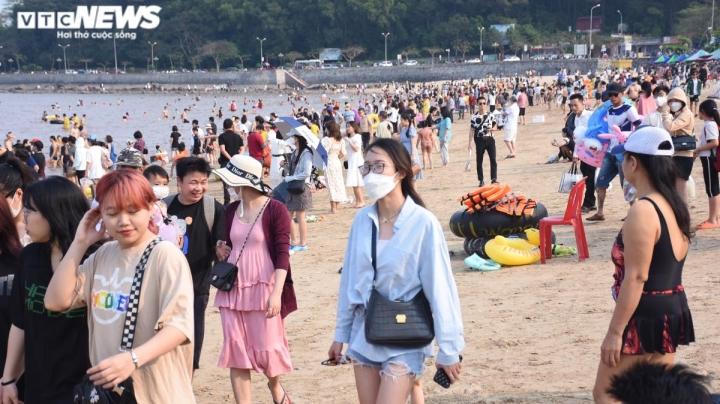 Chuyên gia thời tiết khuyến cáo người dân khi đi chơi dịp nghỉ lễ 30/4-1/5