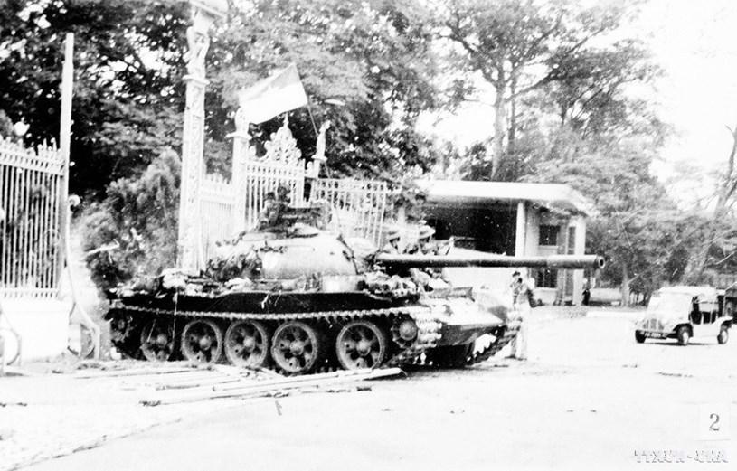 Hình ảnh thành phố Sài Gòn sống trong niềm vui chiến thắng 30/4/1975