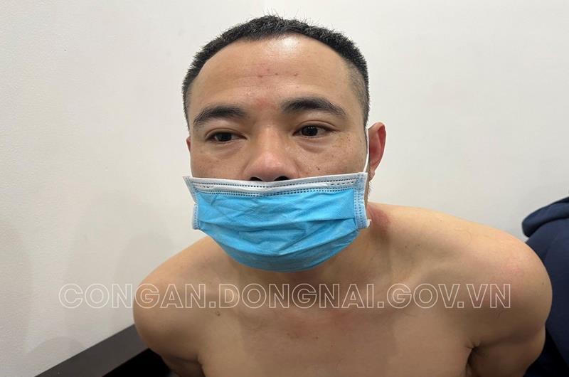 Truy bắt nhóm đối tượng trốn nã đặc biệt nguy hiểm luôn mang súng quân dụng