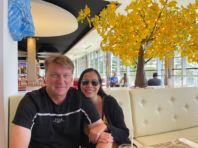 Chàng Australia trúng 'sét ái tình' cô gái Việt