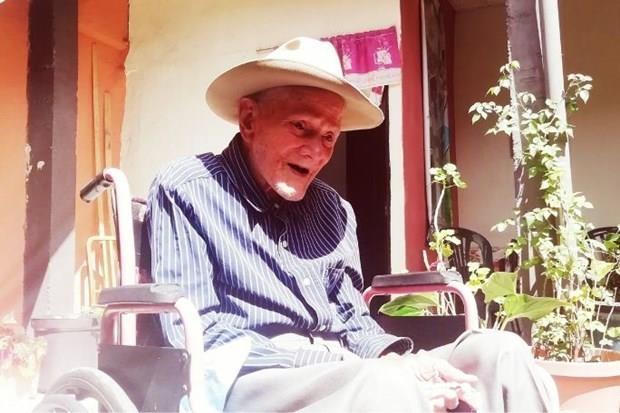 Chân dung cụ ông già nhất thế giới năm 2022