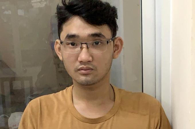 Bắt nghi can dùng búa cướp tiệm vàng ở TP HCM