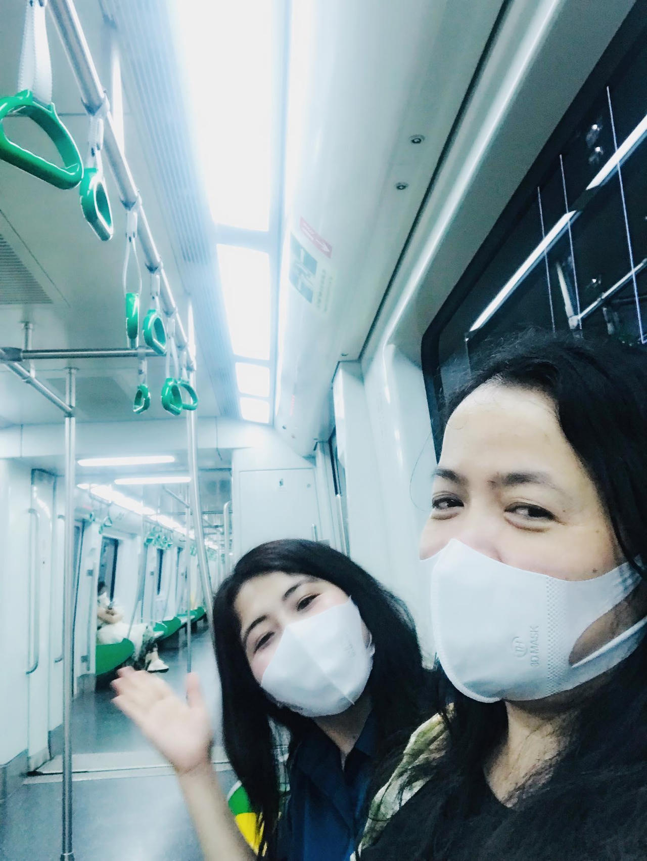 Giá xăng tăng mạnh, người dân mách nhau cách tiết kiệm từng đồng