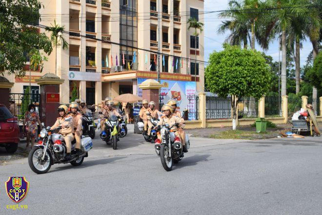 Hình ảnh CSGT cả nước đồng loạt ra quân lập lại trật tự giao thông