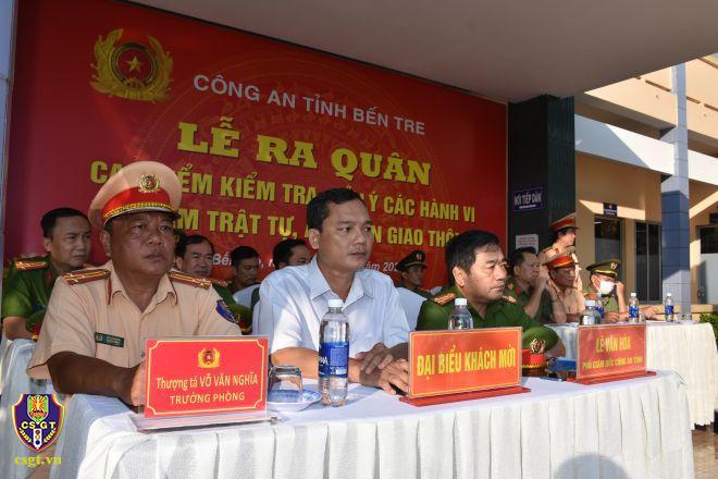 Hình ảnh CSGT cả nước đồng loạt ra quân lập lại trật tự giao thông