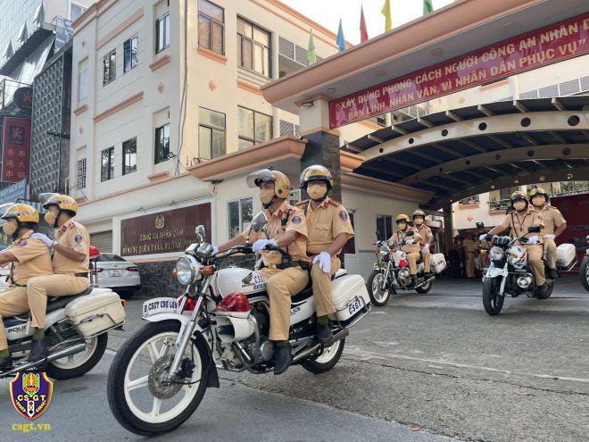 Hình ảnh CSGT cả nước đồng loạt ra quân lập lại trật tự giao thông