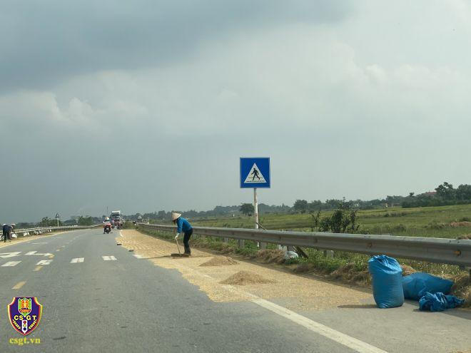 Cảnh báo 'mối họa' trên đường về quê ngày nắng nóng