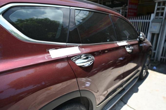 Công an thông tin vụ người chồng để ô tô trên cầu Thăng Long rồi mất tích