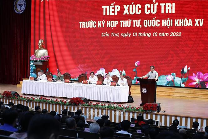 Thủ tướng giải đáp nhiều ý kiến, kiến nghị của cử tri TP Cần Thơ