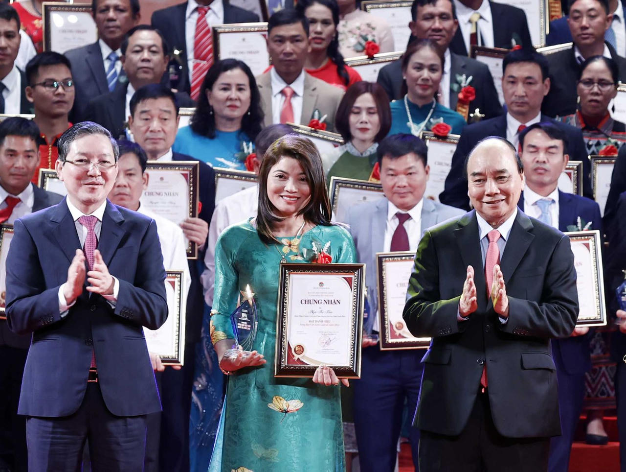 Chủ tịch nước trao danh hiệu Nông dân Việt Nam xuất sắc 