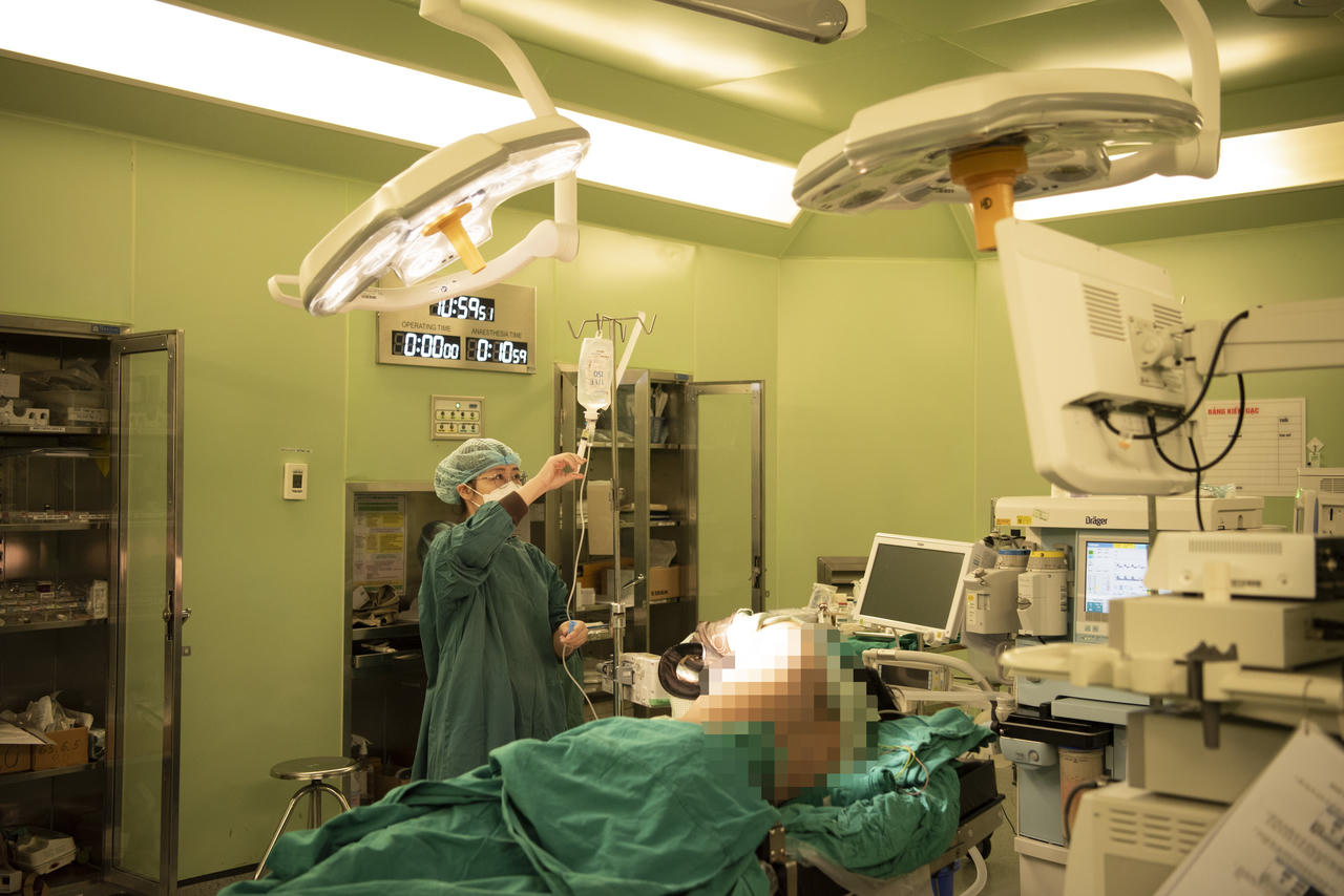 Những 'bông hồng thép' ngành Y