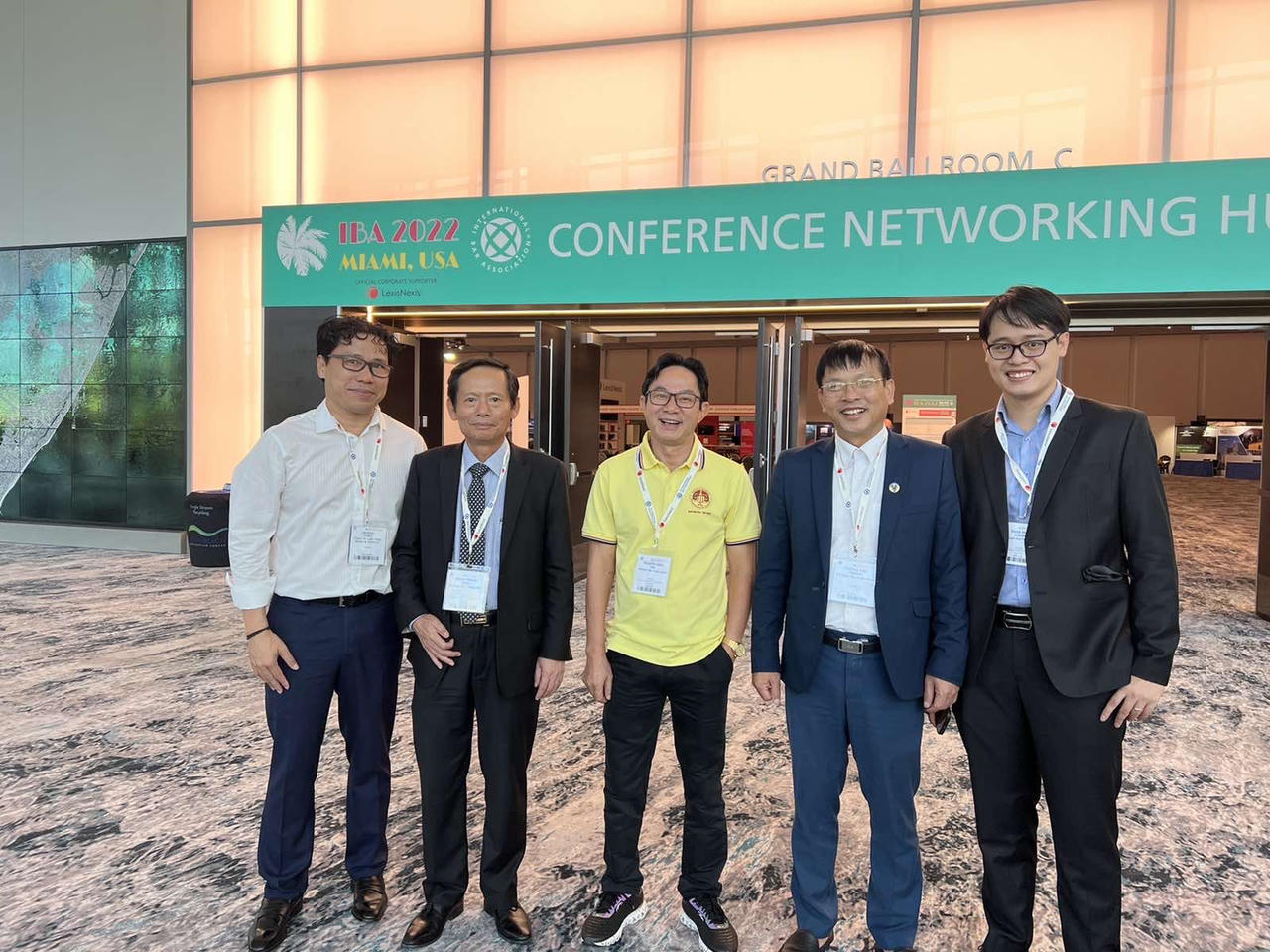 Đoàn công tác Liên đoàn Luật sư Việt Nam tham dự Hội nghị thường niên Hiệp hội Luật sư quốc tế IBA năm 2022: Hành trình đến với Miami (Hoa Kỳ)