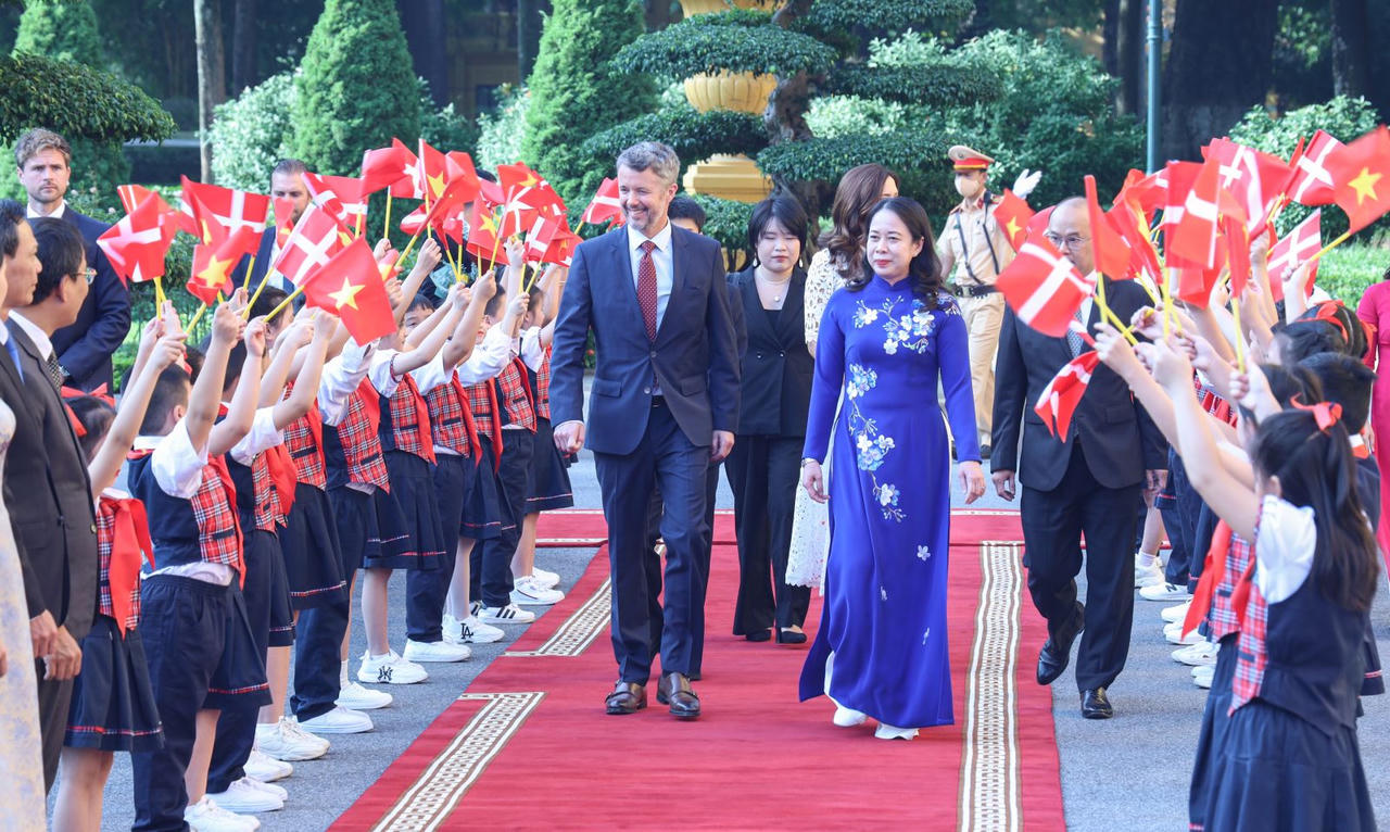 Phó Chủ tịch nước Võ Thị Ánh Xuân đón và hội kiến Thái tử kế vị Đan Mạch Frederik