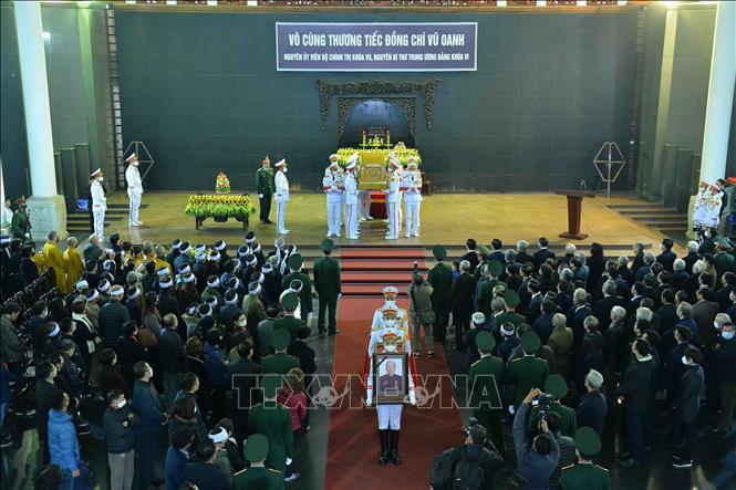 Tổ chức trọng thể lễ tang đồng chí Vũ Oanh