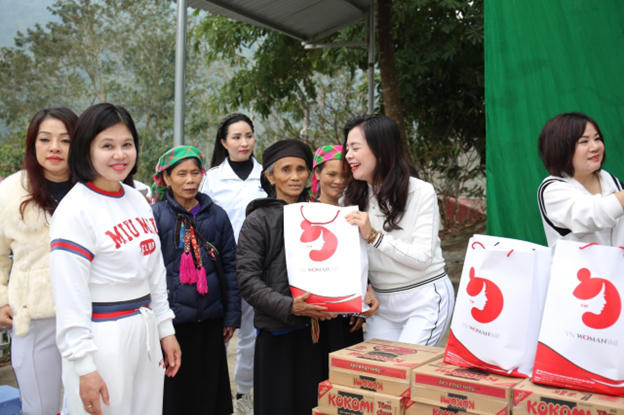 Hiệp Hội VNWomensme đón Tết yêu thương cùng bà con Mèo Vạc