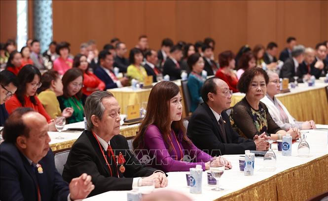 Thủ tướng: Đưa Việt Nam đến gần hơn với thế giới và mang thế giới đến gần hơn với Việt Nam