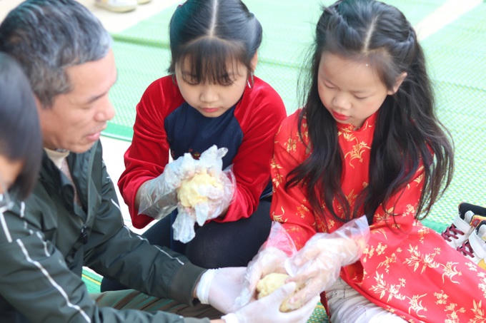 Phụ huynh mách nhau cách dạy con không lãng phí thời gian nghỉ Tết