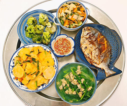 10 mẹo chăm sóc sức khỏe trong thời tiết mưa phùn, nồm ẩm