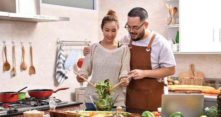 10 mẹo chăm sóc sức khỏe trong thời tiết mưa phùn, nồm ẩm