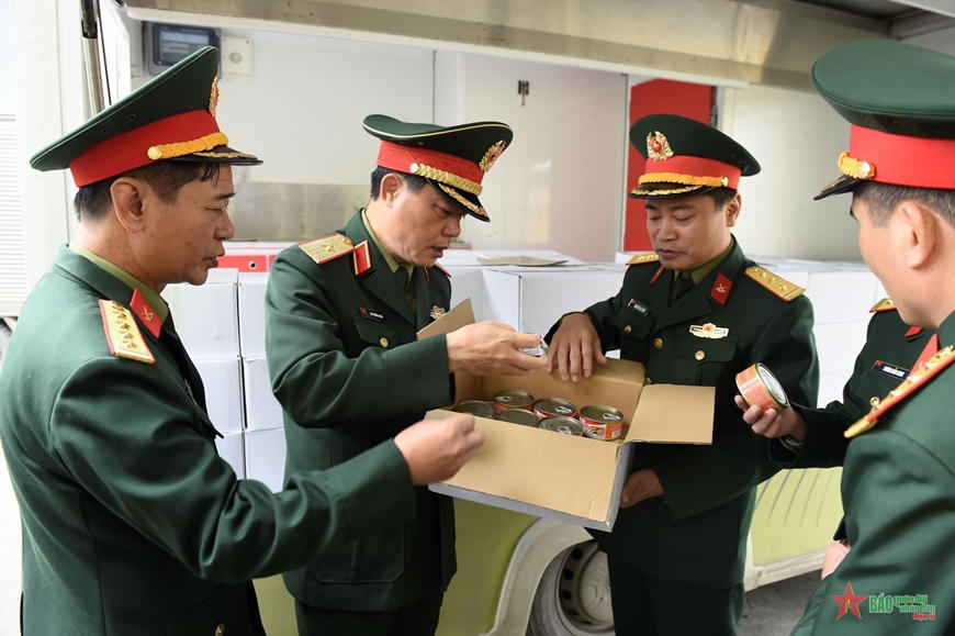 Hình ảnh Đoàn quân đội Việt Nam sang Thổ Nhĩ Kỳ khắc phục thảm họa động đất