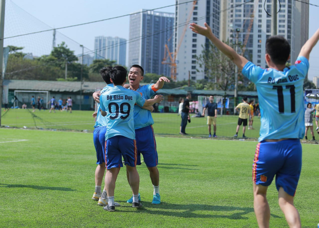 Giải bóng đá 'Mùa Xuân năm 2023': Hấp dẫn, kịch tính và cống hiến