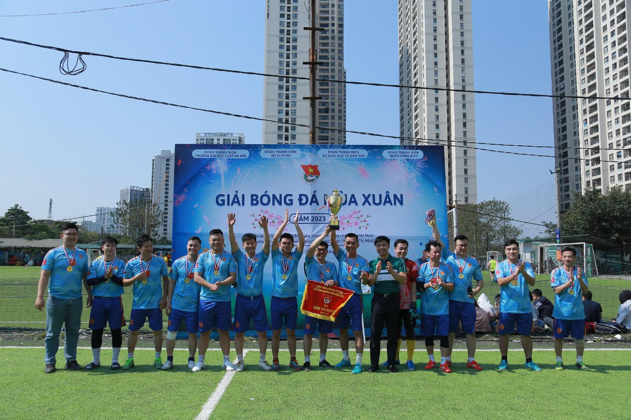 Giải bóng đá 'Mùa Xuân năm 2023': Hấp dẫn, kịch tính và cống hiến